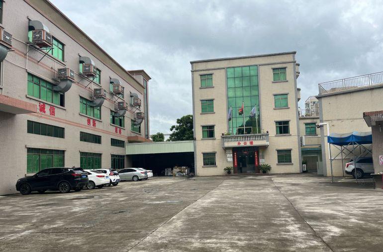 10元出租大岭山原房东精装修1到3楼单层面积980平米可分租