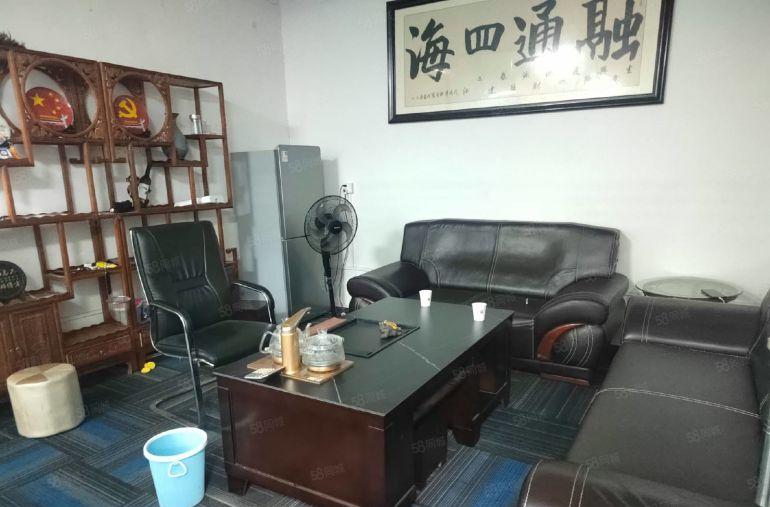 大岭山工业区新出标准1楼500平方厂房低价出租可办环评空地大