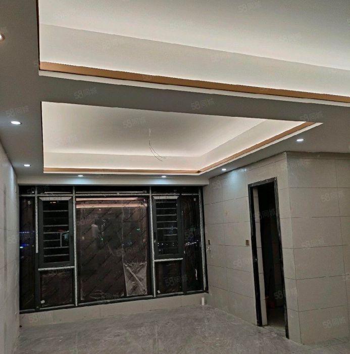 大岭山中心区五金街旁边别墅大门办公住家优选