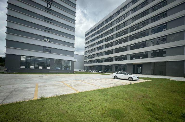 大岭山独院厂房，玻璃幕墙形象好，工业用地，一手房东低价出租