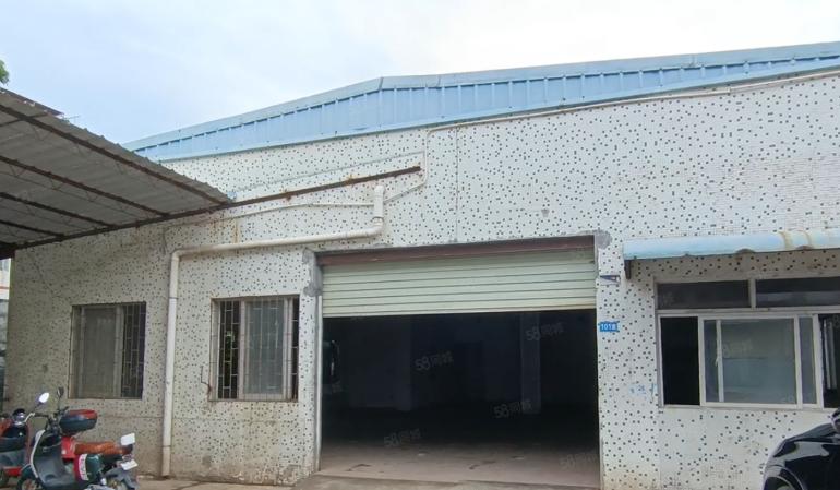 大岭山G107国道附近 单一层钢构厂房出租 现成装修 超低价