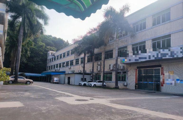 临近莞深高速  杨屋村空出原房东3层2400平低价厂房出租