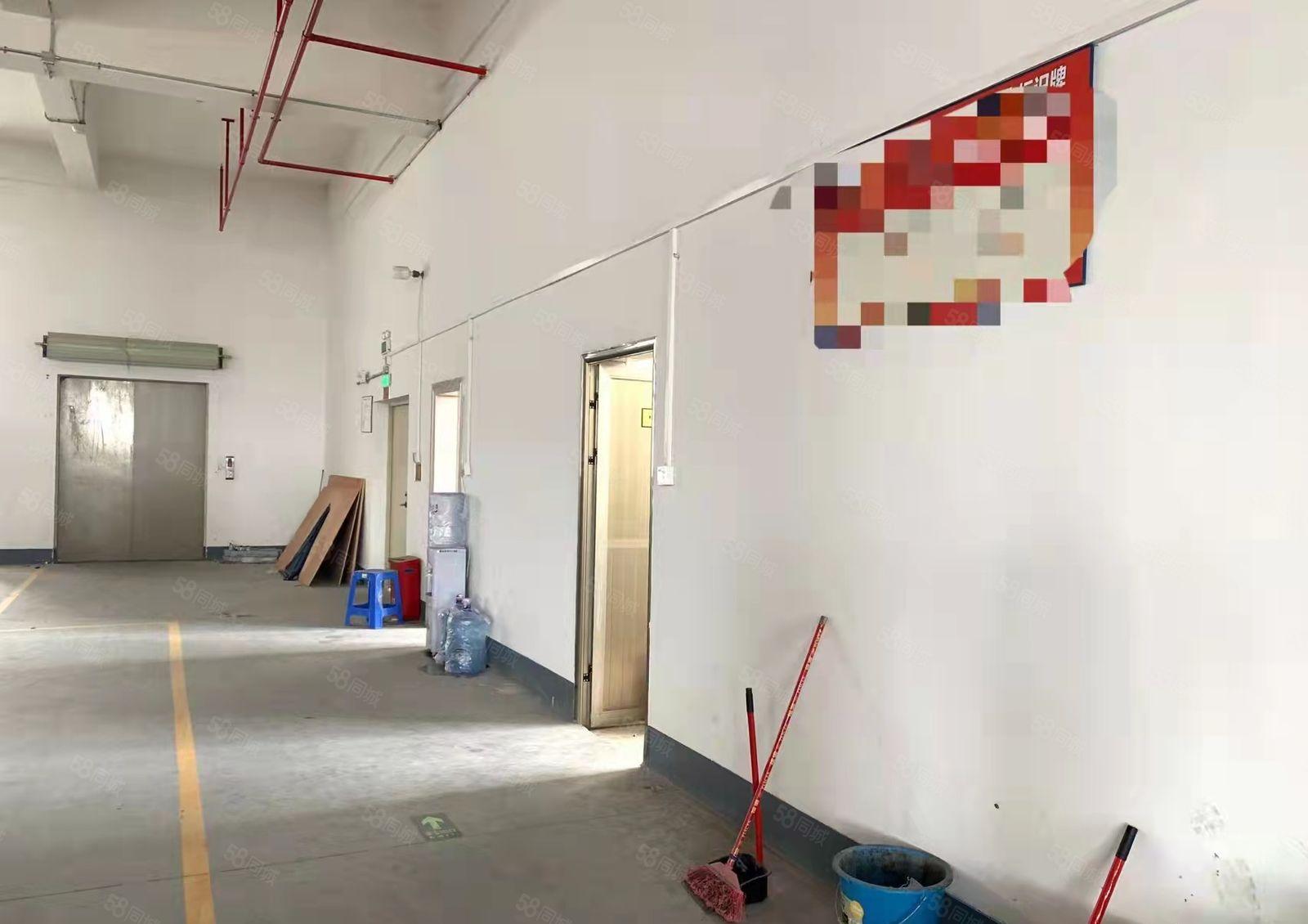 原房东自建标准厂房，现出租6楼860平方，面积实在低价出租