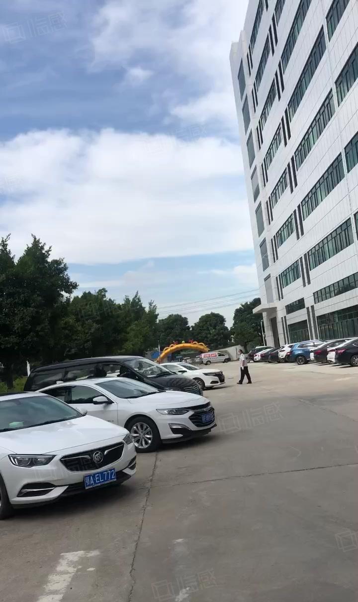 大岭山唯一独院厂房出租 带现成装修6000平