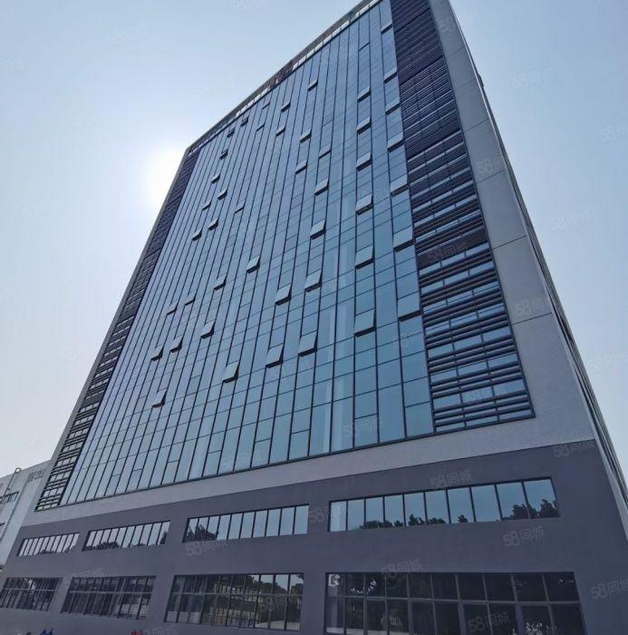 大岭山原房东厂房出租二楼3000平方，层高6米，带牛角