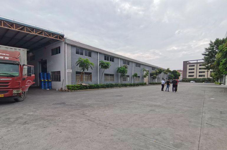 大岭山大塘村独门独院3200平单一层钢构厂房出租空地大带航车