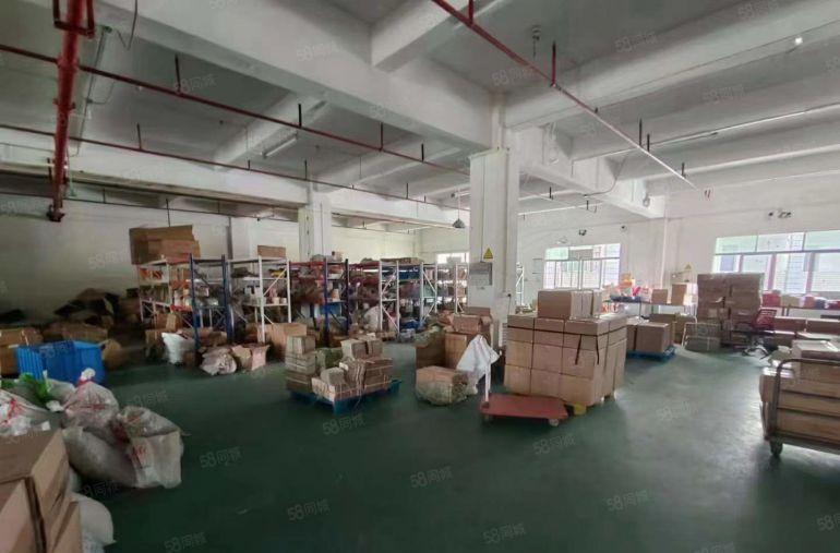 大岭山杨屋高速口附近，楼上精装修小面积厂房出租 超低价