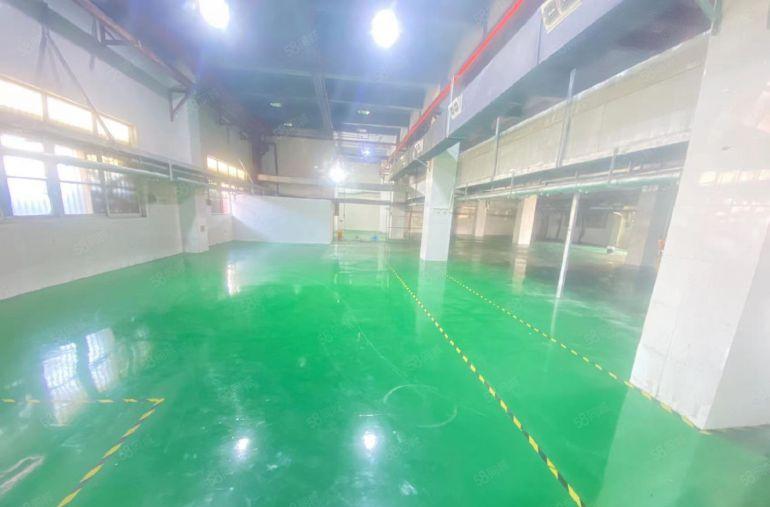 大岭山一楼1380平厂房出租，航车免费用，全新精装修水电齐全