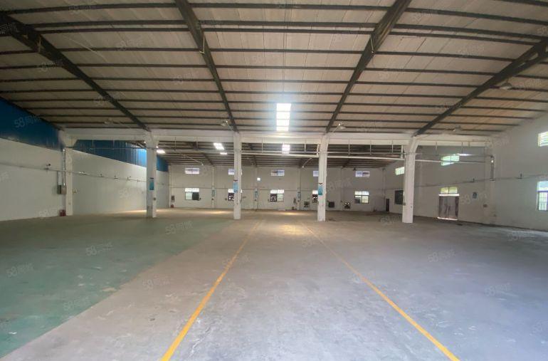 大岭山单一层小独院2400平方，滴水8米，可近拖头车