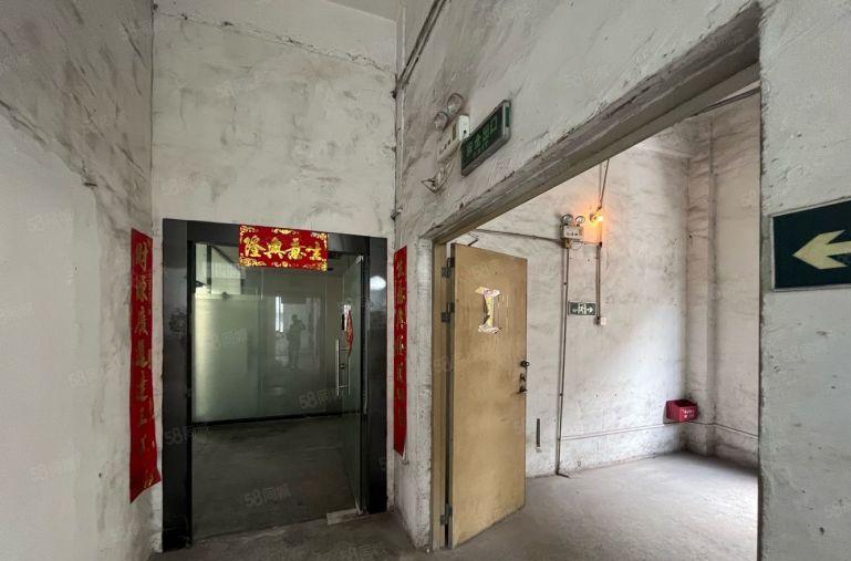 大岭山杨屋工业区2楼350平低价出租 靠近莞长路 易招工