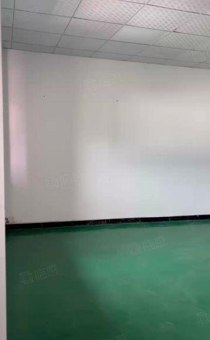 大岭山镇厚大路楼上380平带办公室水电齐全低价出租易招工