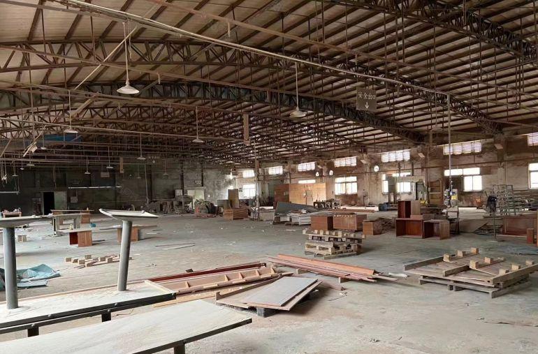 13元超低价 新塘村空出实际面积2层3300平方家具厂房出租