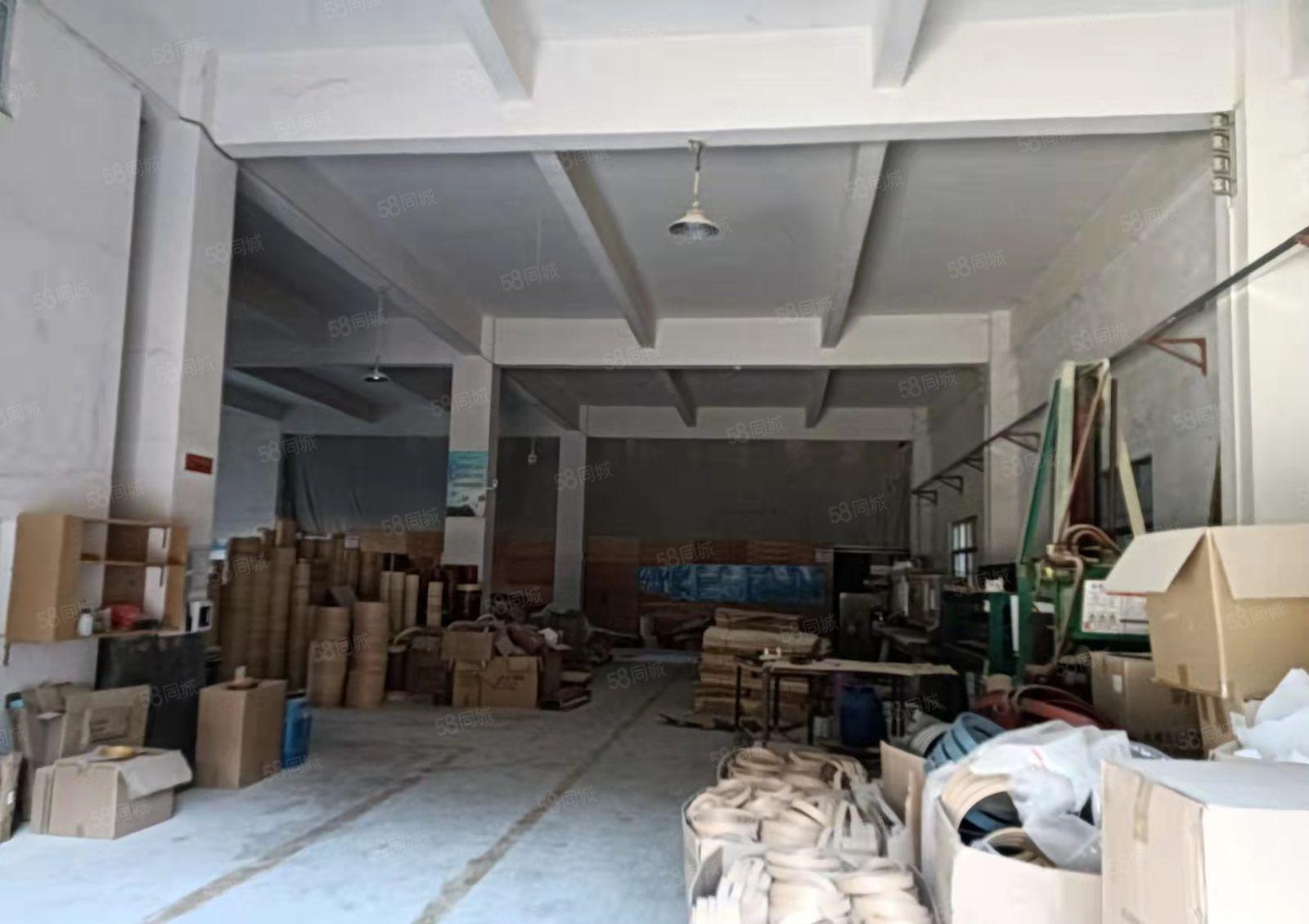 大岭山新出独门独院厂房1500平方低价出租，大小可分现成装修