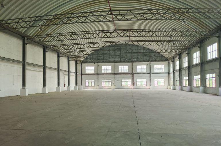 大岭山 高速口 靠深圳独院单一层超低价厂房出租 可做注塑