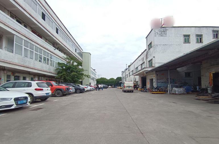 喷油环评喷油设备，大岭山工业园新出二楼整层1600平位置好