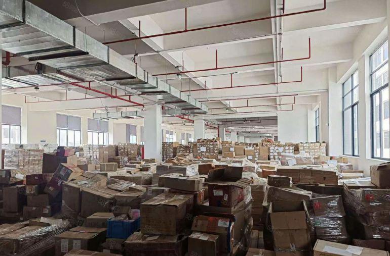 大岭山工业区2150平方米采光好带消防可分租