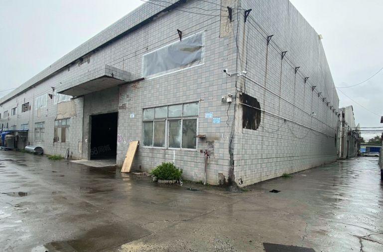 信立农批附近8.8元仓库出租300一5000方不等