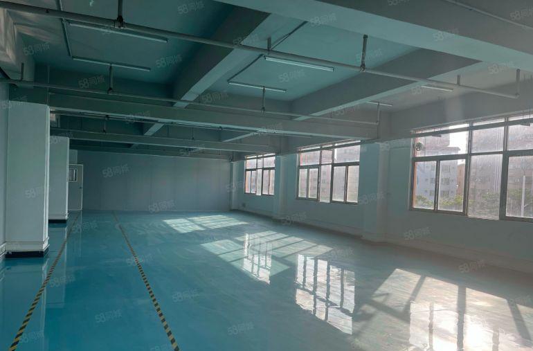 急租大岭山原房东楼上1000平精装修厂房出租水电齐全