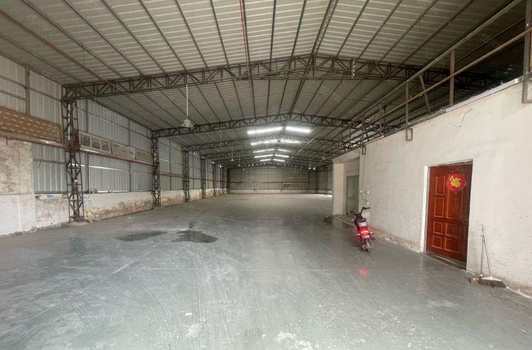 大岭山国道附近原房东15元独门独院钢结构厂房空地大水齐全