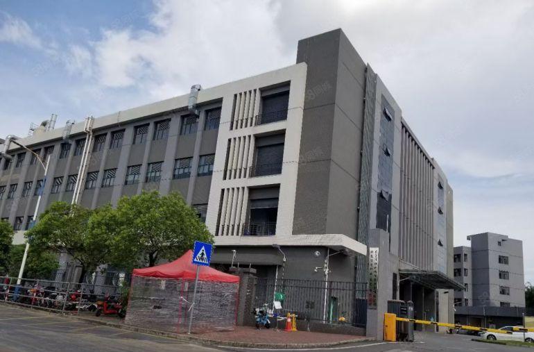 大岭山杨屋红本高新产业园53000平米，可分租，可办环评