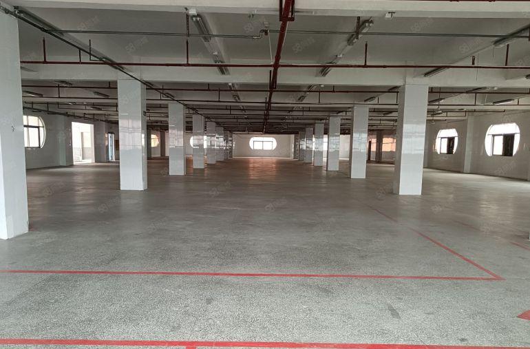 大岭山镇注塑环评厂房出租，有现成航车面积大小可分