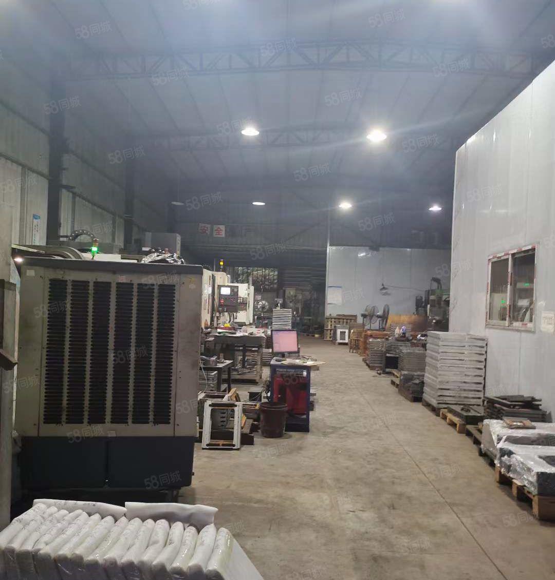 大岭山靠大朗新空出650平小面积工业厂房出租，滴水8米精装修