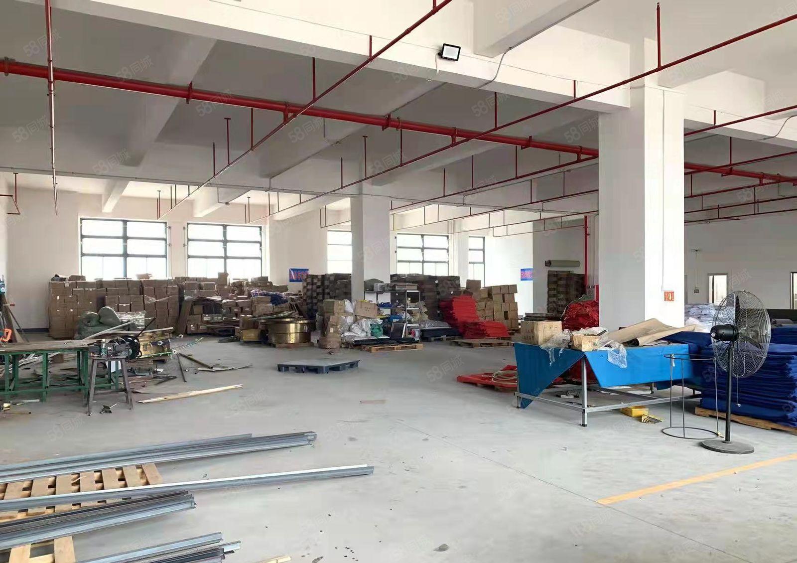 原房东自建标准厂房，现出租6楼860平方，面积实在低价出租