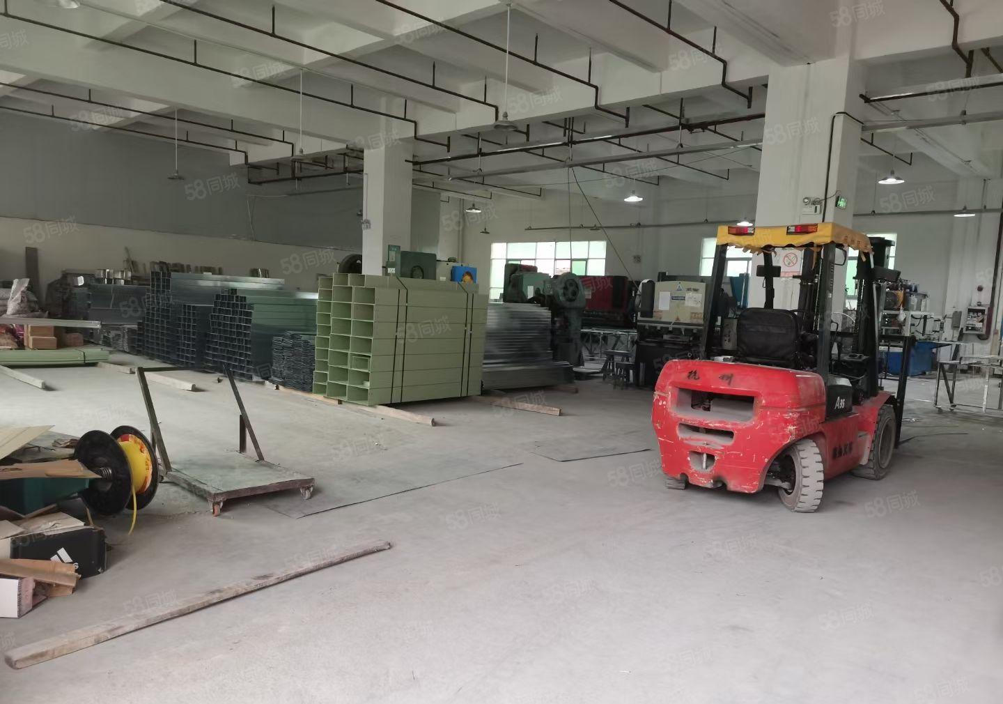 大岭山实业客转租，标准一楼1300平方，厂房共3层