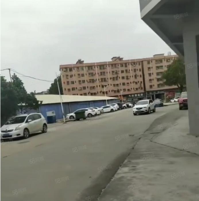 大岭山太公岭新空出一楼厂房出租水电到位精装修小厂房仓库出租