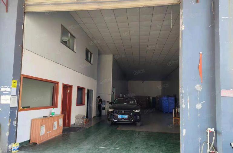 大岭山石大路旁单一层现成航车 小面积厂房出租 高7米 精装修