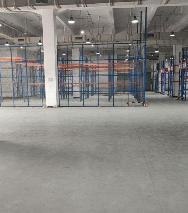 松山湖靠大岭山红本双证丙二类带卸货平台一楼4000平大小可分