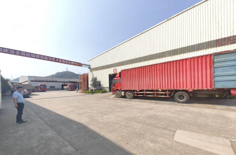 大岭山镇高速口8000平钢结构滴水9米，实际面积出租，低价租