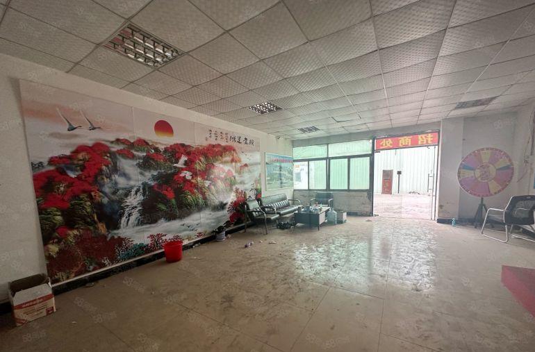 大岭山主干道边上空出单一层1410平方滴水8米高低价厂房出租