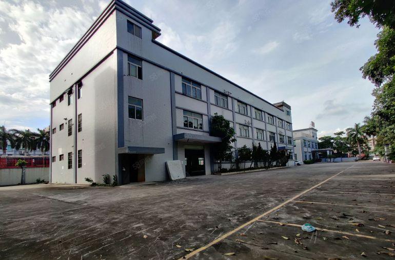 水朗工业区新出超大空地标准厂房一楼1000平方，实际面积出租