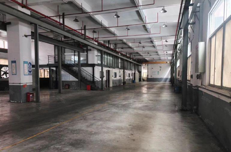 重工业福音 大岭山厂房出租1700平 靠近国道好进车可分租