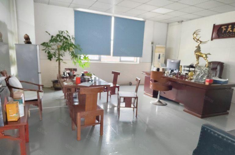 大岭山工业区红本厂房楼上800平精装修水电齐全空地大合同期长