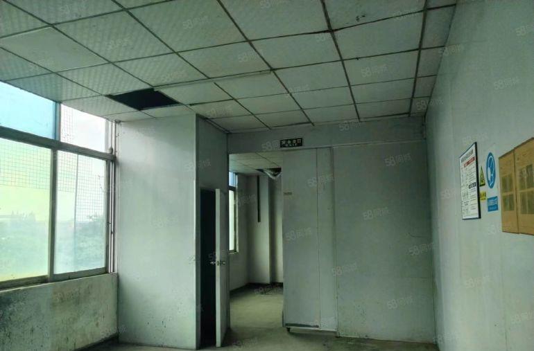 超低价  大岭山厂房出租700平 装修齐全空地大可分租