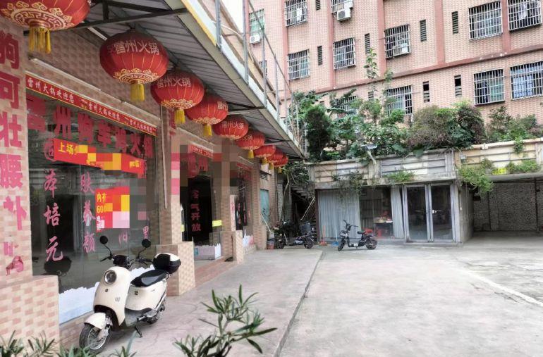 大岭山靠近主干道600平精装修水电齐全 低价厂房出租