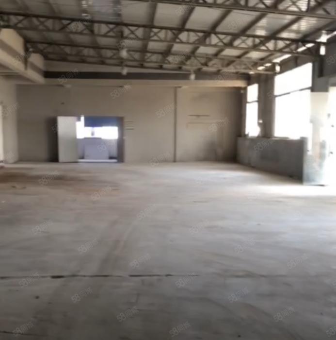 大岭山杨屋楼上小面积厂房出租 超低价 超大阳台 水电齐全