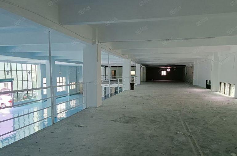 真正一层当两层用，阁楼不算钱