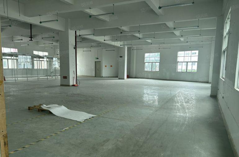 大岭山镇大环村空出标准2楼600平方厂房出租  精装修办公室