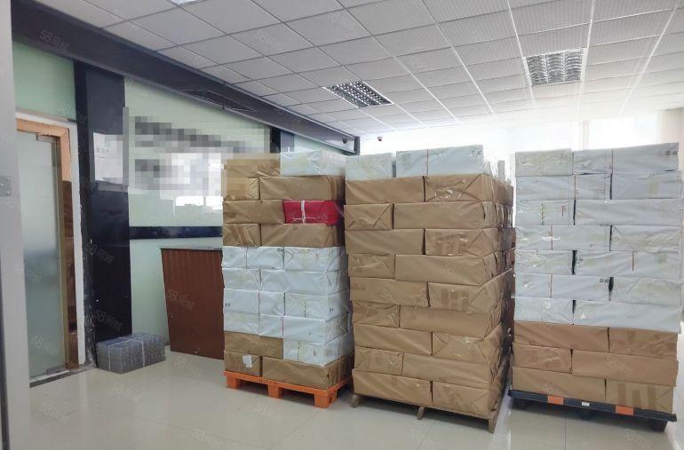 大岭山工业区原房东厂房二楼800平实际面积招租带装修可分租