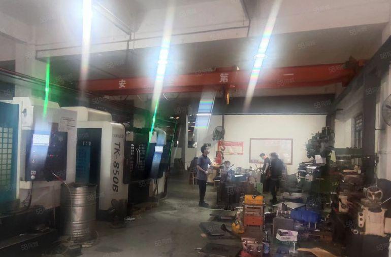 大岭山镇杨屋村空出总面积850平方带行吊低价厂房出租 可分租