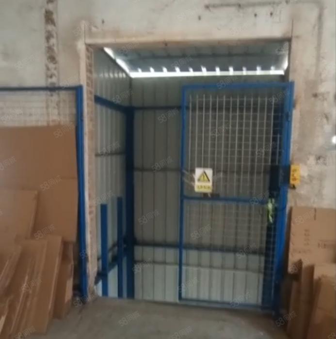 大岭山石大路边上 独院小厂房出租低价精装修仓库厂房