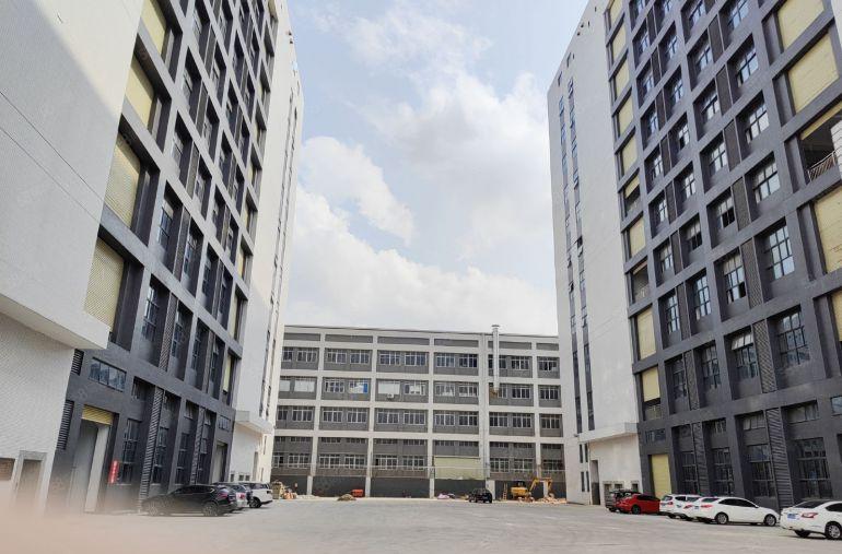 石碣精装修厂房出租200~1000平方，水电齐全，形象好