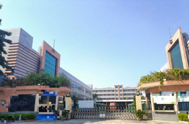 东莞石碣镇厂房出租，原房东独门独院，好招工，工业用地可办环评