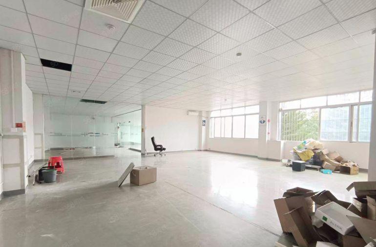 10元石碣水南村原房东精装修独院厂房出租1到3楼各900平米