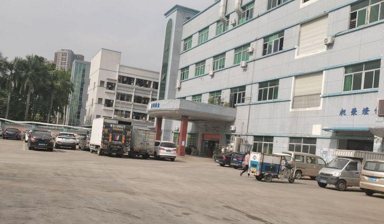 东莞石碣现成注塑厂房出租9800平方