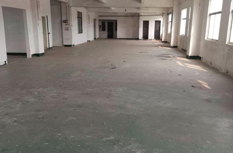 石碣独门独院楼上厂房1000平方！报价10