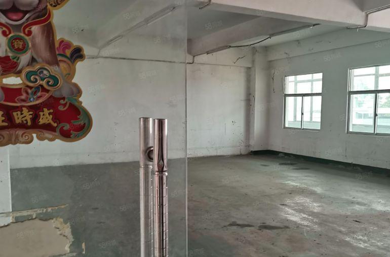 石碣独门独院楼上厂房1000平方！报价10